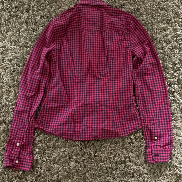 Dark pink and navy checkered button down shirt - Picture 2 of 3